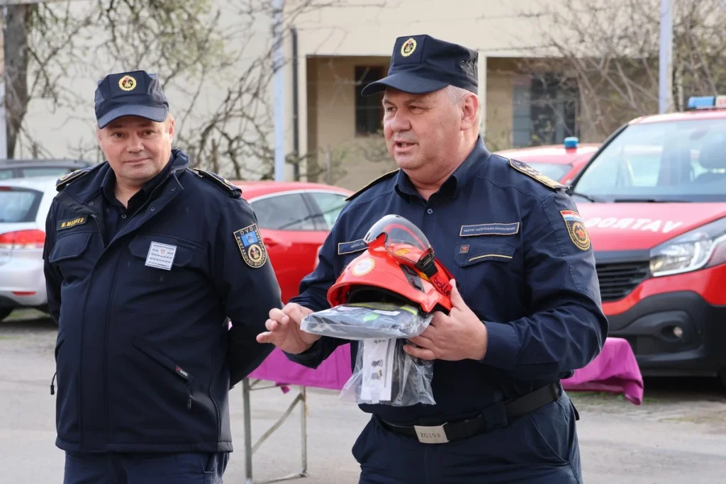 Nova oprema za 31 vatrogasno društvo
