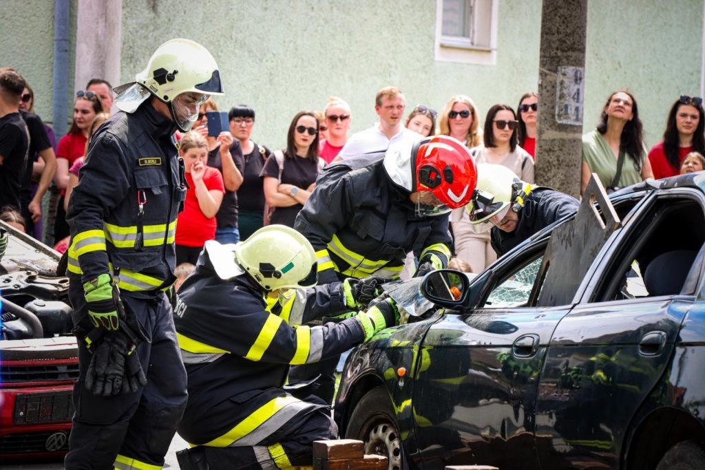 Operativni vatrogasci demonstrirali spremnost u sklopu obilježavanja jubileja