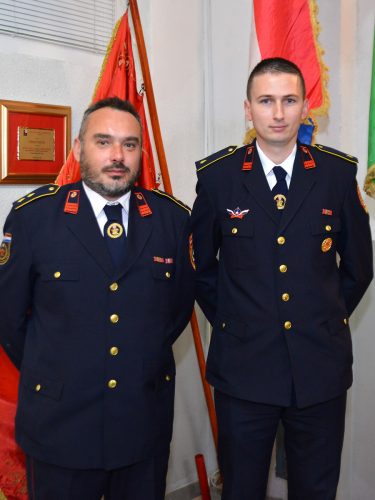 Novo izabrani predsjednik Petar Kraljić i zapovjednik Renato Matoša